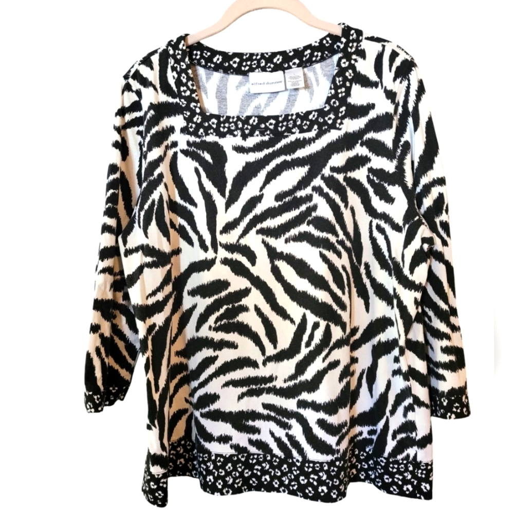 Alfred Dunner Black and White Zebra Print Women's Top Size L